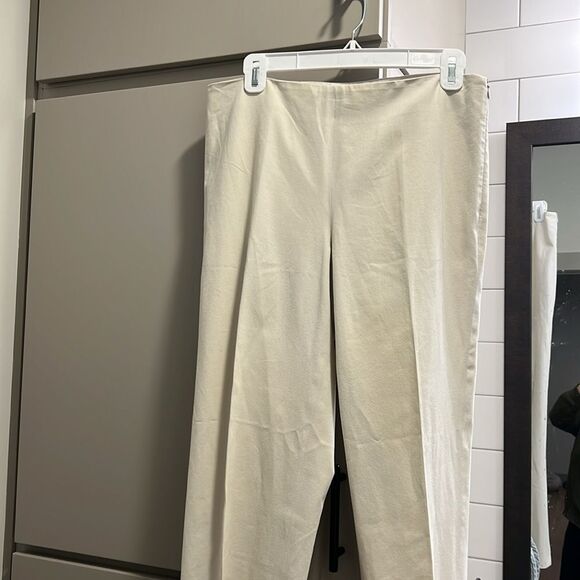 Brunello Cucinelli Cream Ankle Pants - Picture 2 of 12